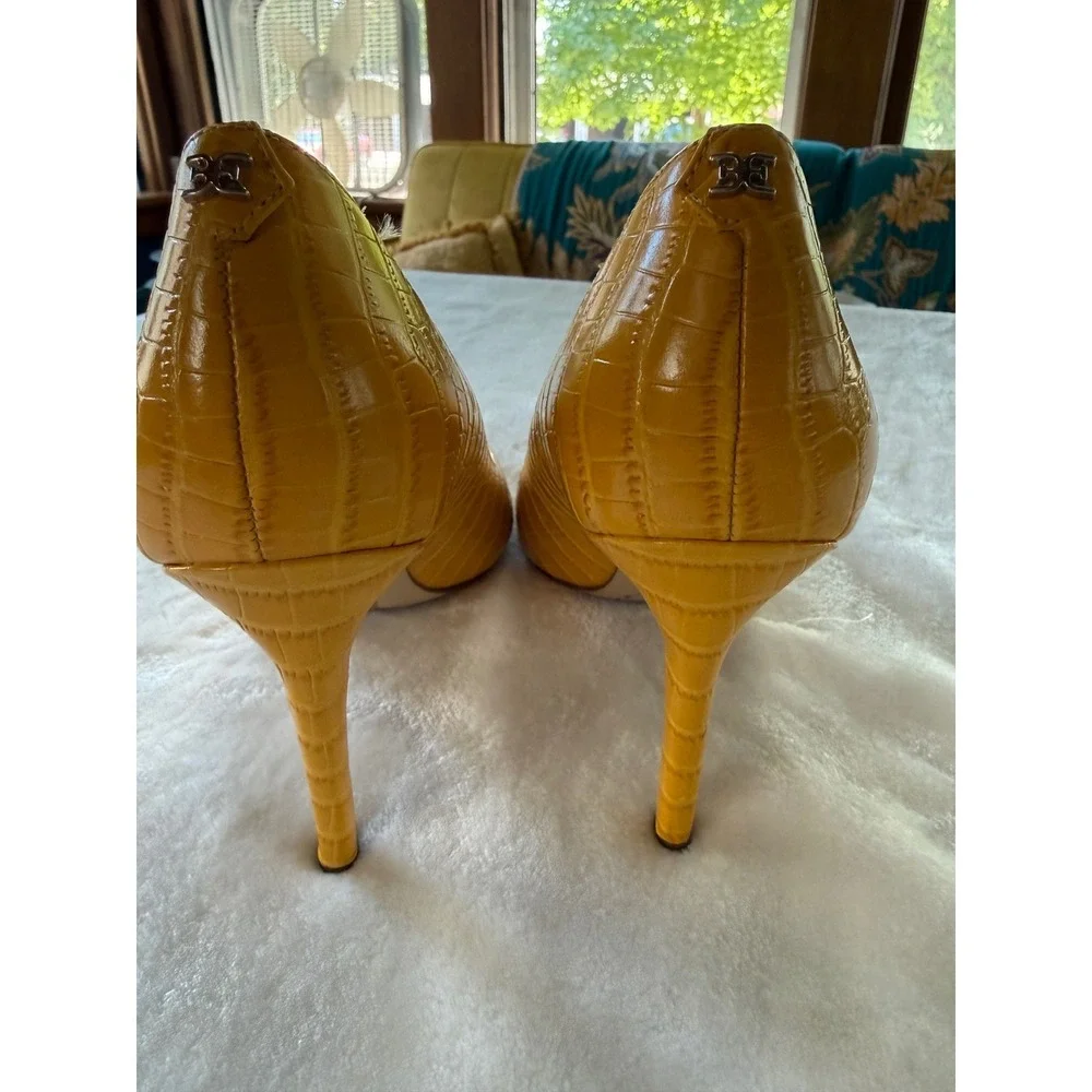 Sam Edelman Yellow Pointed Toe Sz 7 Pumps Heels Indie Sexy Office Siren